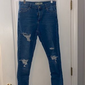 Top shop ripped skinny jeans!